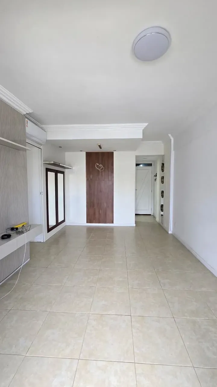 Imagem Apartamento com 3 Quartos à Venda ou Locação, 79 m² em Stiep - Salvador