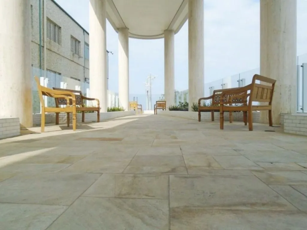 Imagem APARTAMENTO COM 315,00 m² - CANTO DO FORTE - PRAIA GRANDE SP