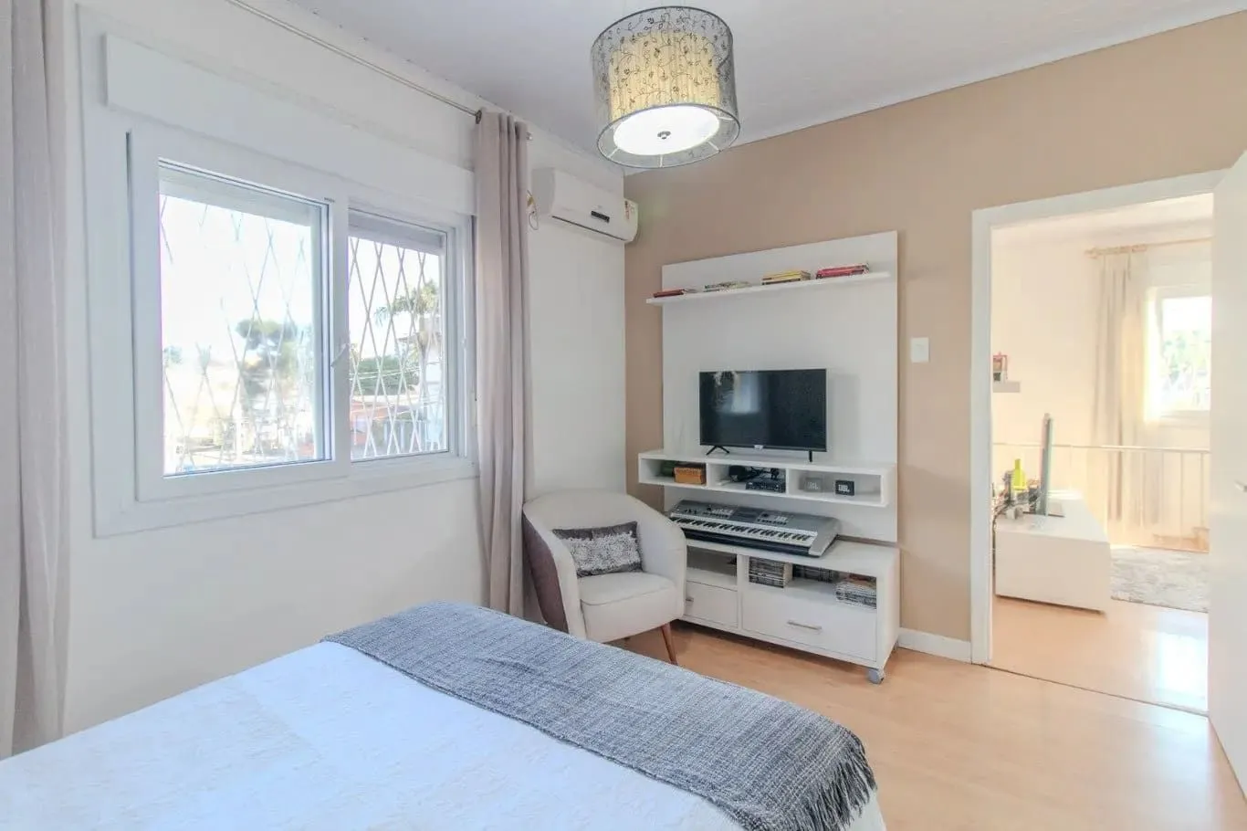 Imagem Casa de 3 dormitórios com 90m² à venda no Bairro Medianeira