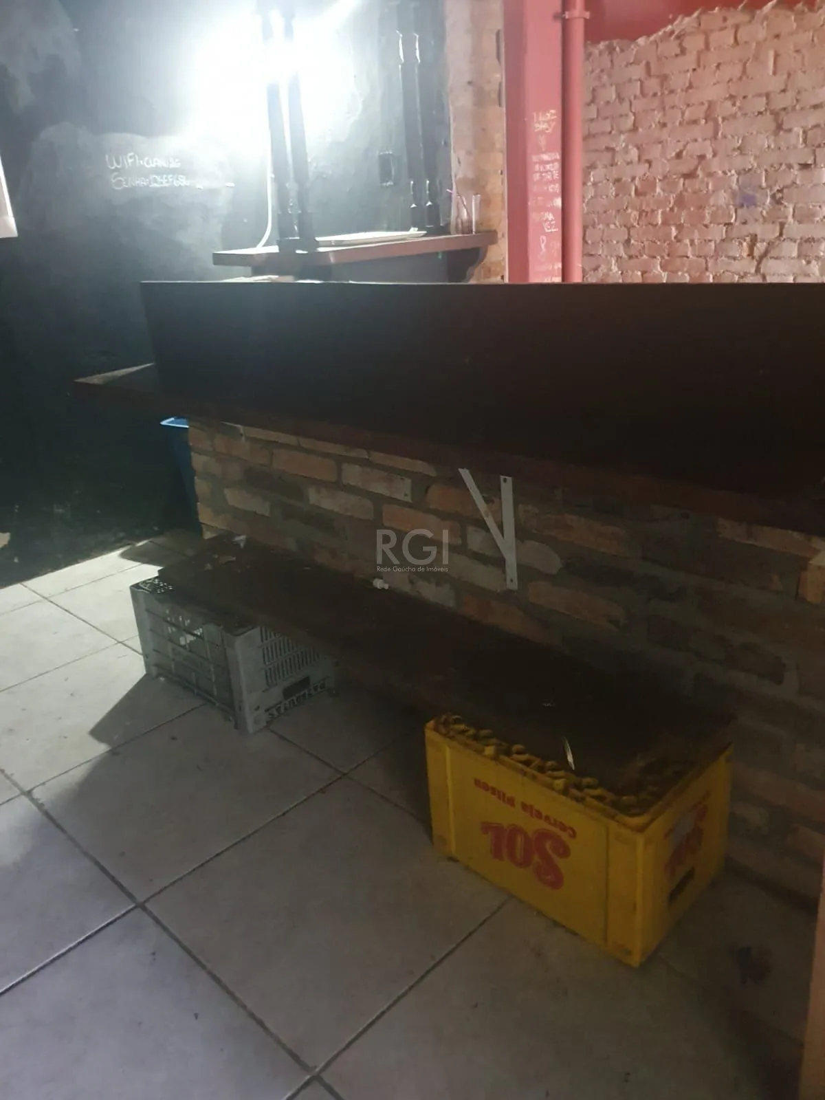 Imagem Casa para Venda - 242m², 3 dormitórios, 1 vaga - Cidade Baixa