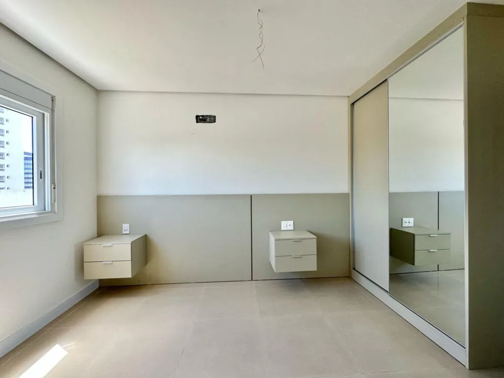 Imagem Apartamento 3 Dormitórios - Bairro Navegantes