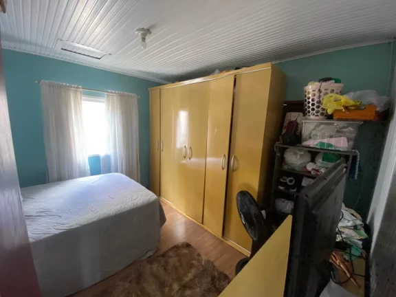 Imagem Casa para Venda em Concórdia, Industriários, 2 dormitórios, 1 banheiro, 2 vagas