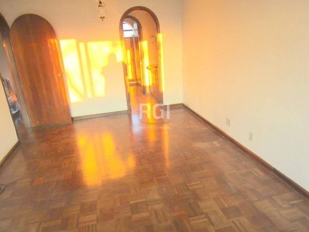 Imagem Apartamento para Venda - 145m², 3 dormitórios, sendo 1 suites, 2 vagas - Menino Deus