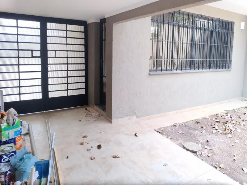 Imagem Imperdível: Casa à venda em Jardim das Laranjeiras, São Paulo-SP! 3 quartos, 2 suítes, 2 banheiros, 4 vagas de garagem, 250m².