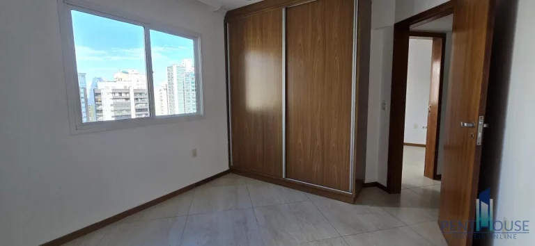 Imagem Apartamento Zona Central para Venda em Balneário Camboriú, CENTRO, 3 dormitórios, 1 suíte, 2 banheiros, 2 vagas