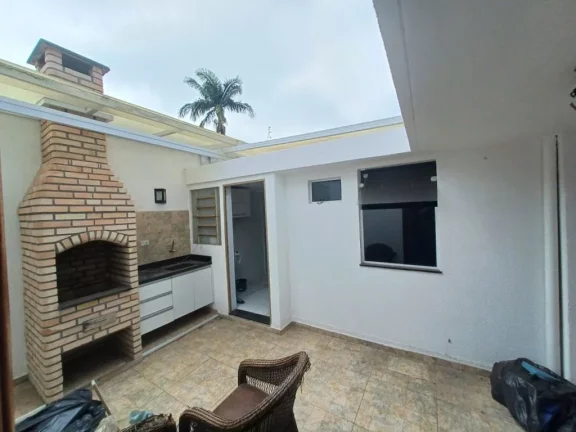 Imagem Casa com 3 dormitórios à venda, 175 m² por R$ 1.400.000 - Centro - Mogi das Cruzes/SP