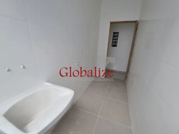 Imagem Casa sobreposta térrea à venda com 100m², 3 suítes, 2 vagas, piscina por R$1.025.000,00 no Embaré em Santos