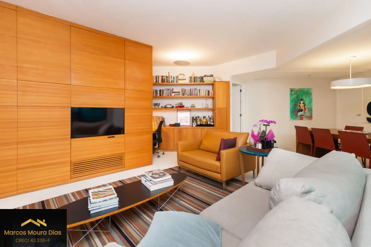 Imagem apartamento de 120m² com 3 dormitórios, sendo 1 suíte, sala para dois ambientes e 2 vagas. Edifício com Lazer e Portaria 24 hs
