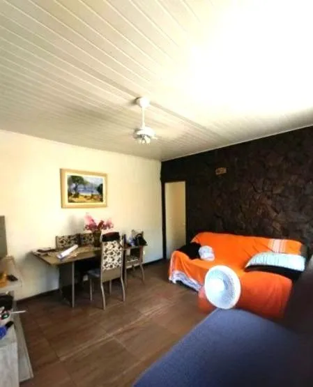 Imagem Casa no bairro Partenon de 3 dormitórios e vaga