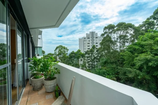 Imagem Apartamento à venda em São Paulo, Vila Suzana, com 3 quartos, 185m2