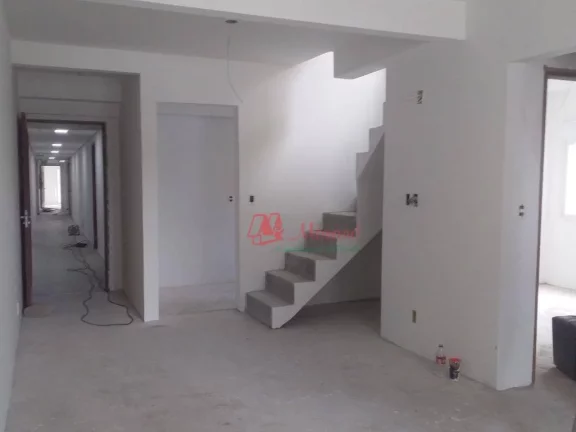 Imagem No Menino DEus ,cobertura 2 dormitórios, suíte e 2 vagas.