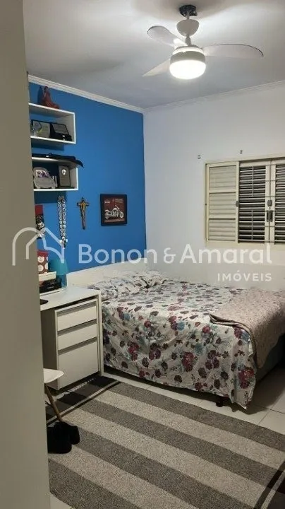 Imagem Casa térrea à venda, totalmente reformada, com 104m² de área em Barão Geraldo