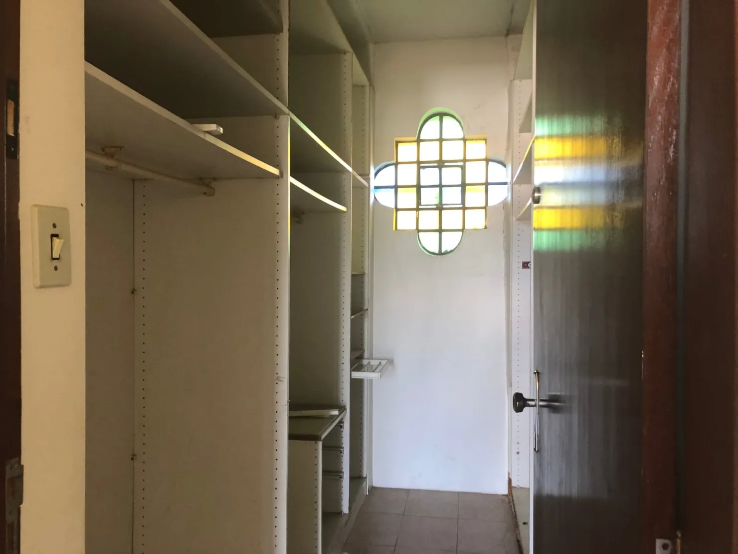 Imagem Comercial à venda 4 Quartos, 2 Suites, 8 Vagas, 786M², Jardim Boa Vista, Pindamonhangaba - SP