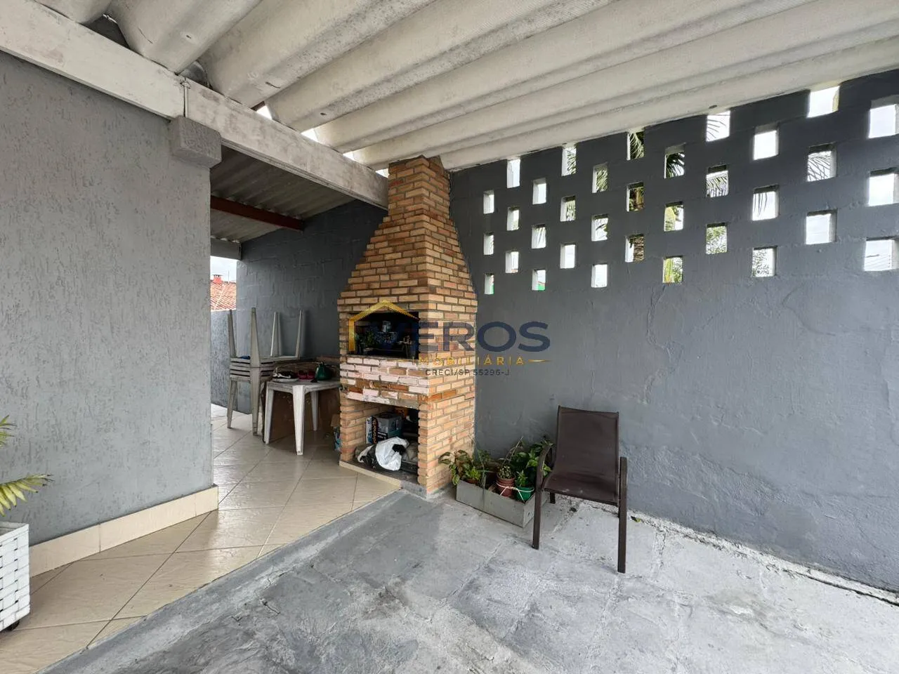 Imagem Casa com amplo terreno no Jardim Britânia - Caraguatatuba