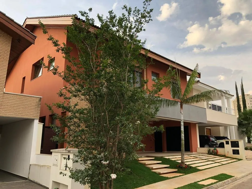 Imagem LINDA CASA CONDOMÍNIO CASTANHEIRA!! 370M²