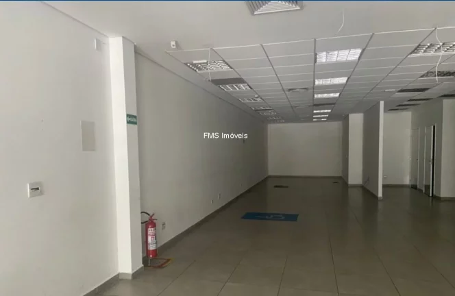 Imagem Loja Comercial de Alto Padrão no Paraíso: 6 Banheiros, 4 Vagas e 455 m² em São Paulo-SP