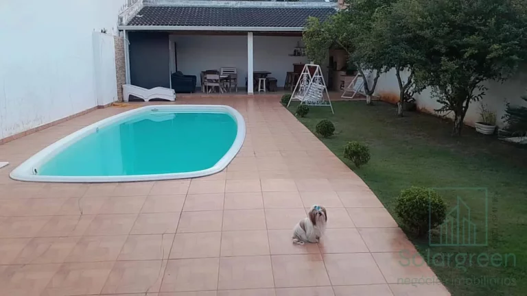 Imagem Sobrado c/ 4 dormitórios, seno 1 suíte, à Venda, 244,78 m²