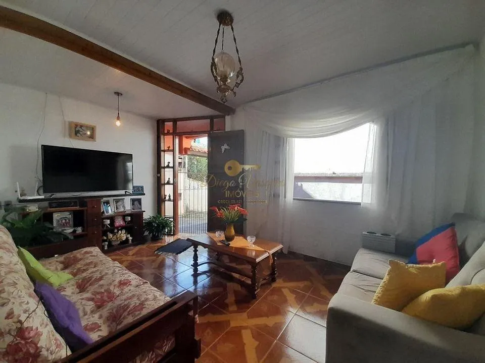 Imagem Casa para Venda em Teresópolis / RJ no bairro Cascata do Imbuí