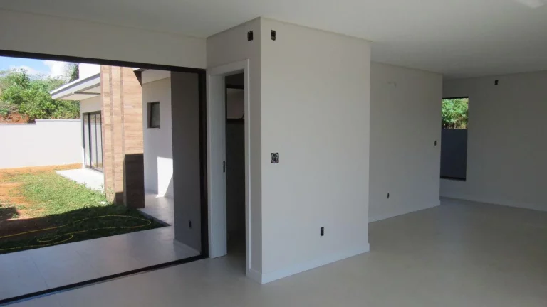 Imagem Casa para Venda em Concórdia, Primavera, 3 dormitórios, 3 suítes, 1 banheiro