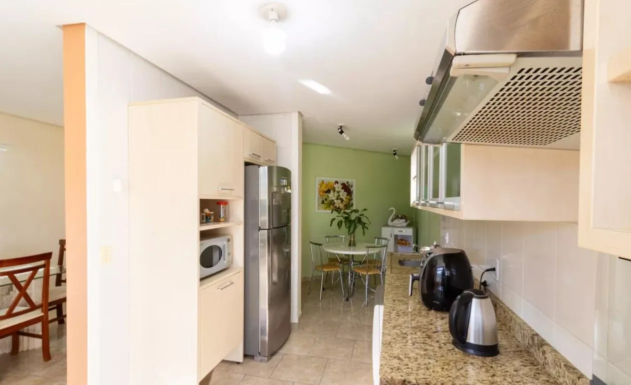 Imagem Casa 3 dormitórios Bairro Nonoai Porto Alegre