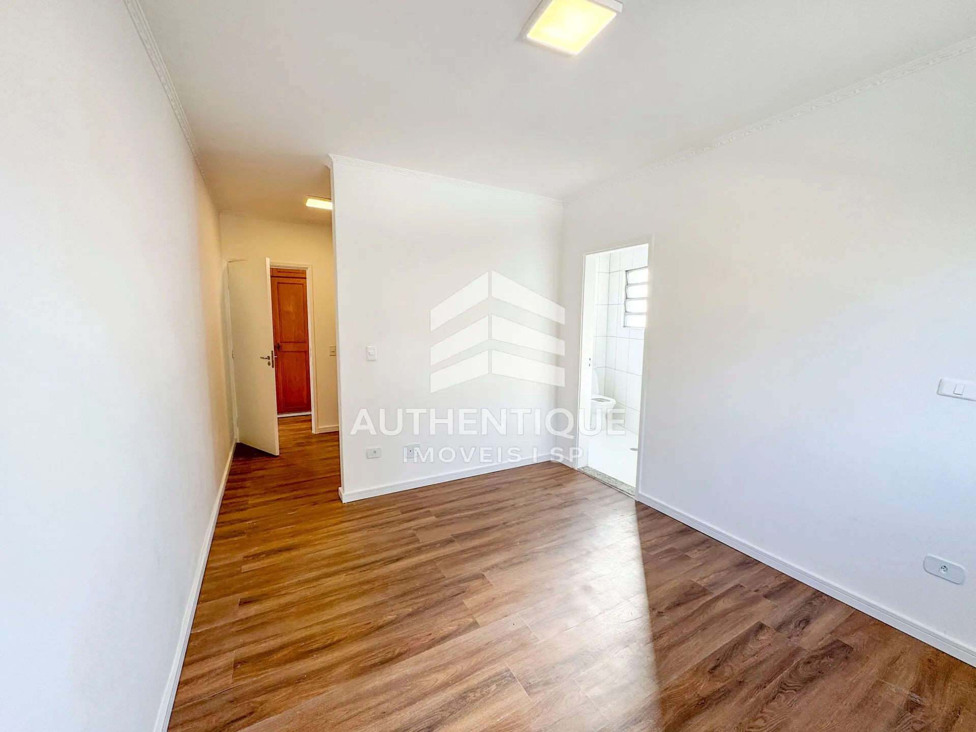 Imagem LORD COCKRANE SANTO ANDRE - Apartamento Reformado à Venda em Santo André