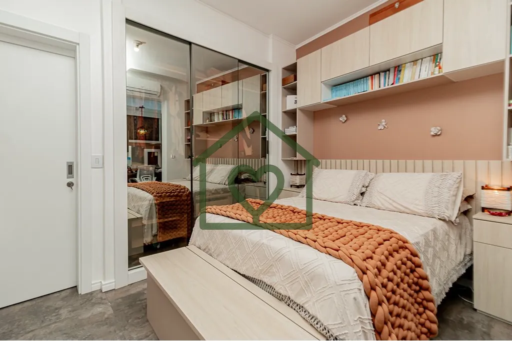Imagem Apartamento Garden à venda no Centro Histórico de Porto Alegre, com 145,12 m2 de área privativa e...