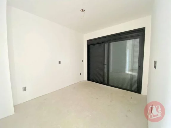 Imagem No bairro Tristeza, casa em condomínio com 2 andares, 3 dormitórios, suíte e 2 vagas.
