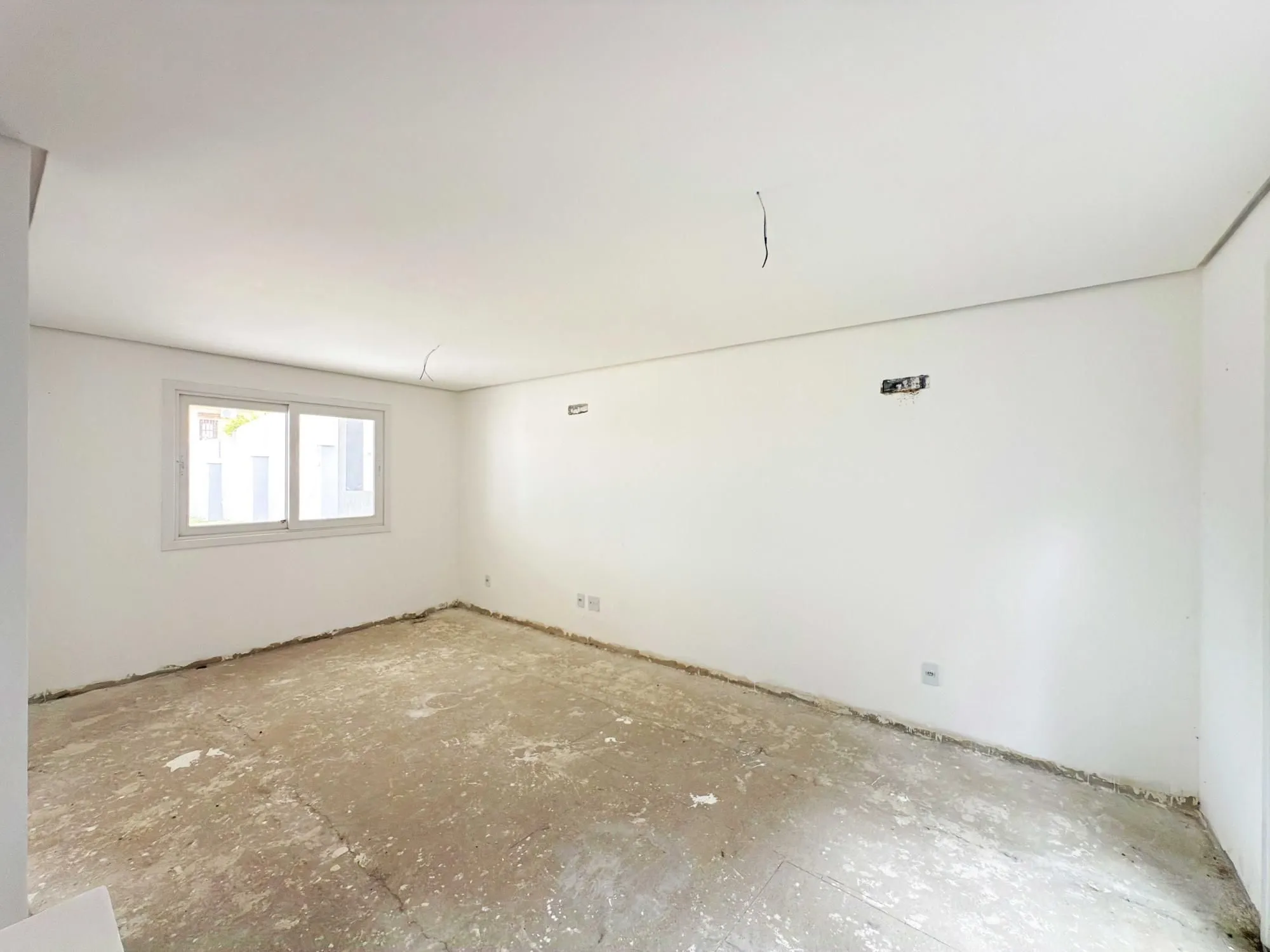 Imagem Vende-se casa em condomínio com 4 dormitórios (2 suítes), 3 vagas - Tristeza