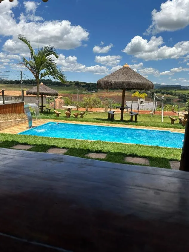 Imagem Chácara à Venda em Mateus Leme/MG com 1.000 m² de area