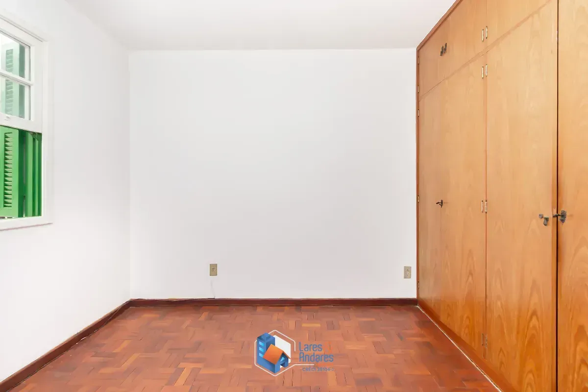 Imagem Sobrado para venda em Vila Alexandria com 3 quartos, sendo 1 suíte, 201m²
