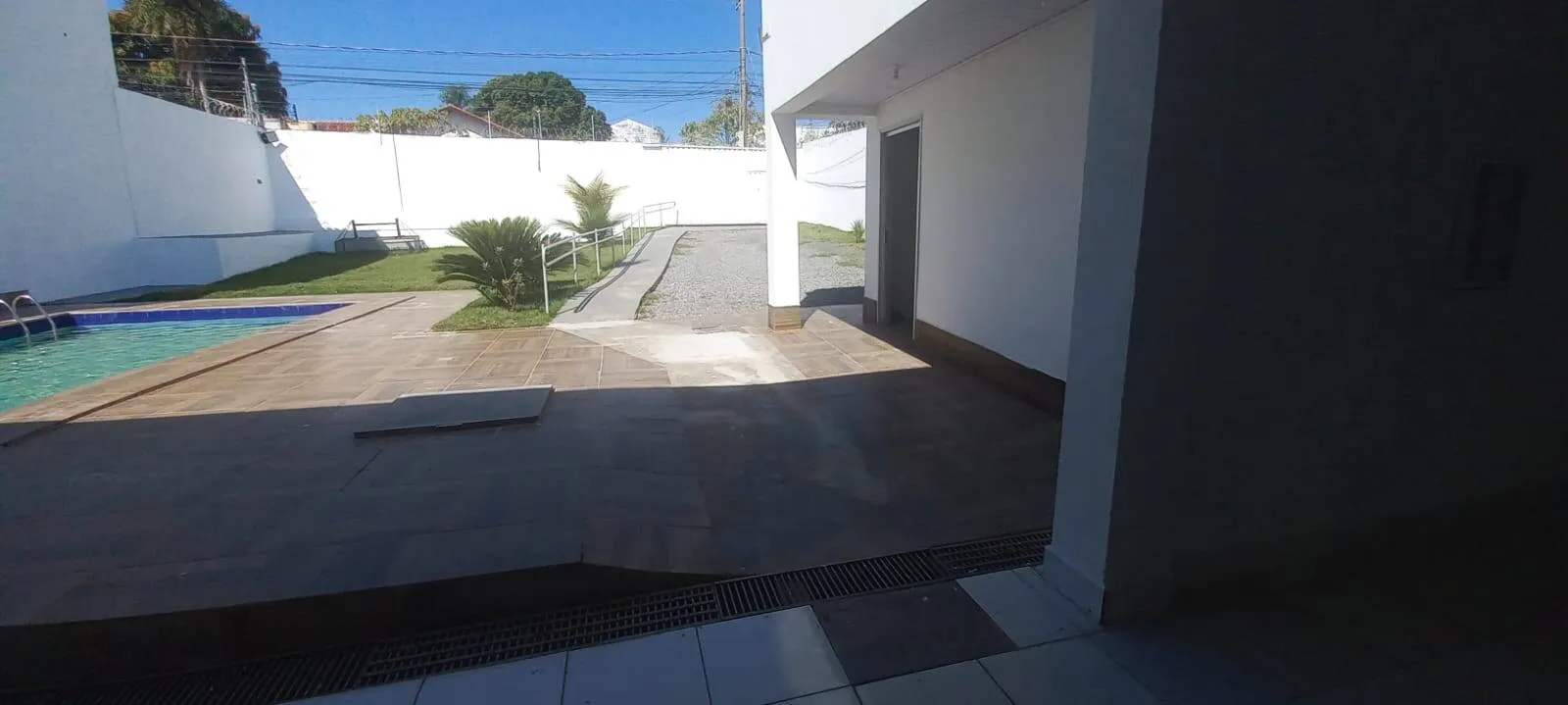 Imagem Casa comercial 3 andares 8 quartos salão comercial anexo de 200 m²