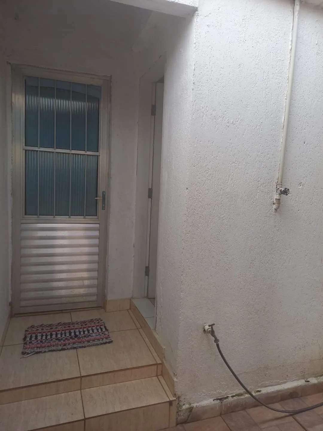 Imagem Casa à venda 2 Quartos, 3 Vagas, Conjunto Residencial Araretama, Pindamonhangaba - SP