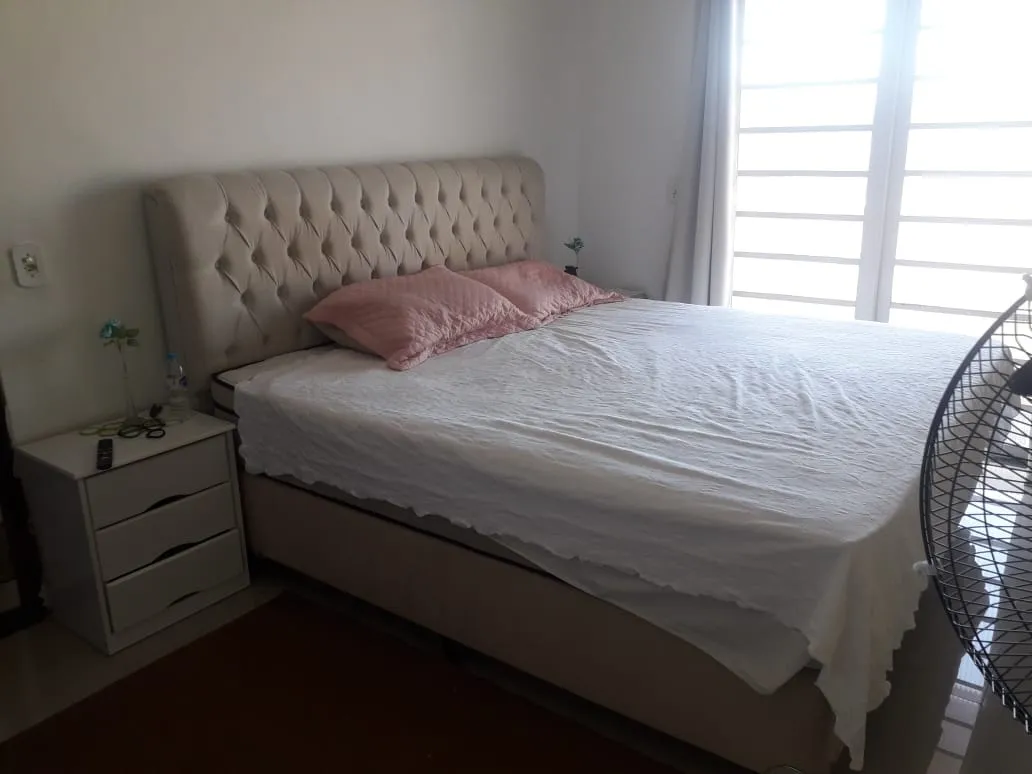 Imagem Casa à venda 3 Quartos, 1 Suite, 3 Vagas, 250M², Centro, Potim - SP