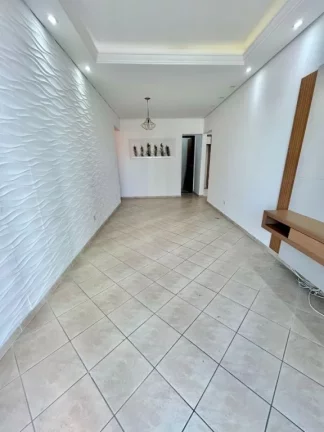 Imagem Apartamento aconchegante com 2 quartos, 2 suítes e localização estratégica, a 200 metros da praia, á venda na Imobiliaria Consulte Imoveis.