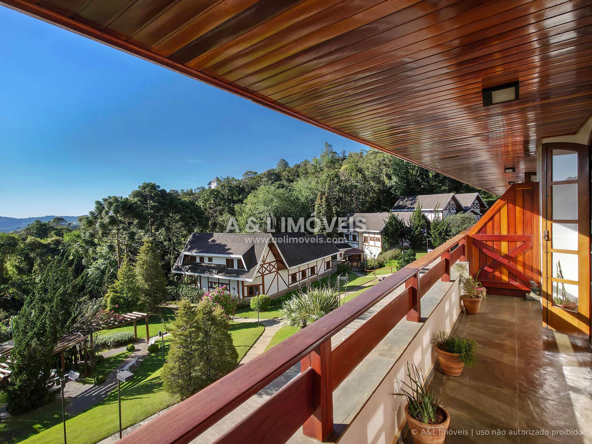 Imagem Apartamento duplex à venda | 100,21 m² | Alto do Capivari, Campos do Jordão