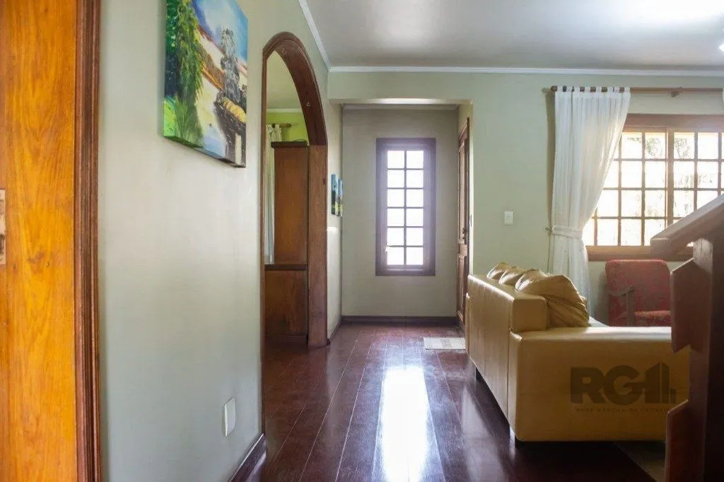 Imagem Casa 298m² - 4 dormitórios, 3 vagas na Zona Norte