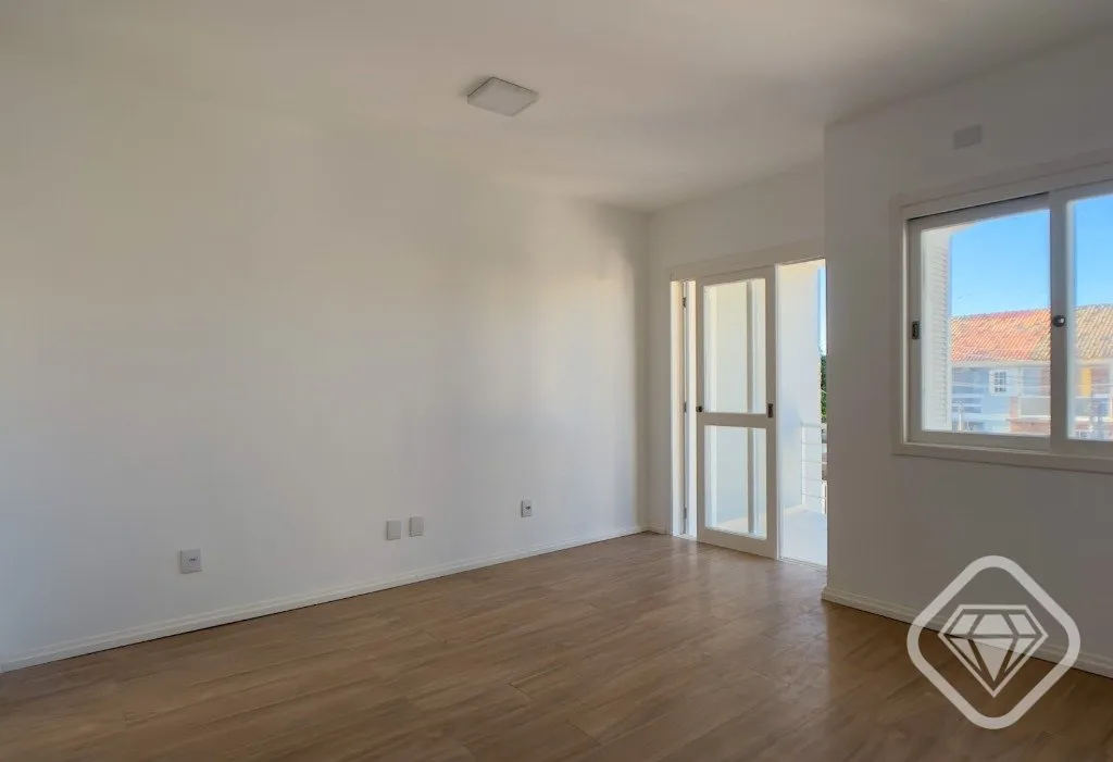 Imagem Casa semimobiliada com piscina no bairro Hípica, pronta para morar, com excelente padrão de acabam...