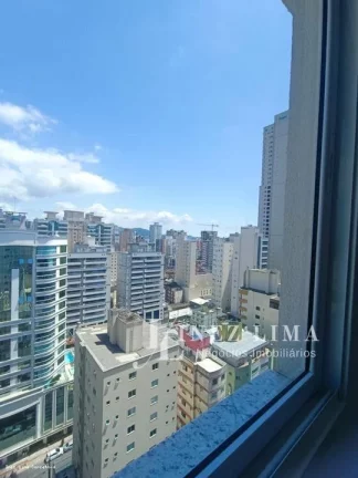 Imagem Alto Padrão para Venda em Itapema, meia praia, 3 dormitórios, 3 suítes, 4 banheiros, 2 vagas