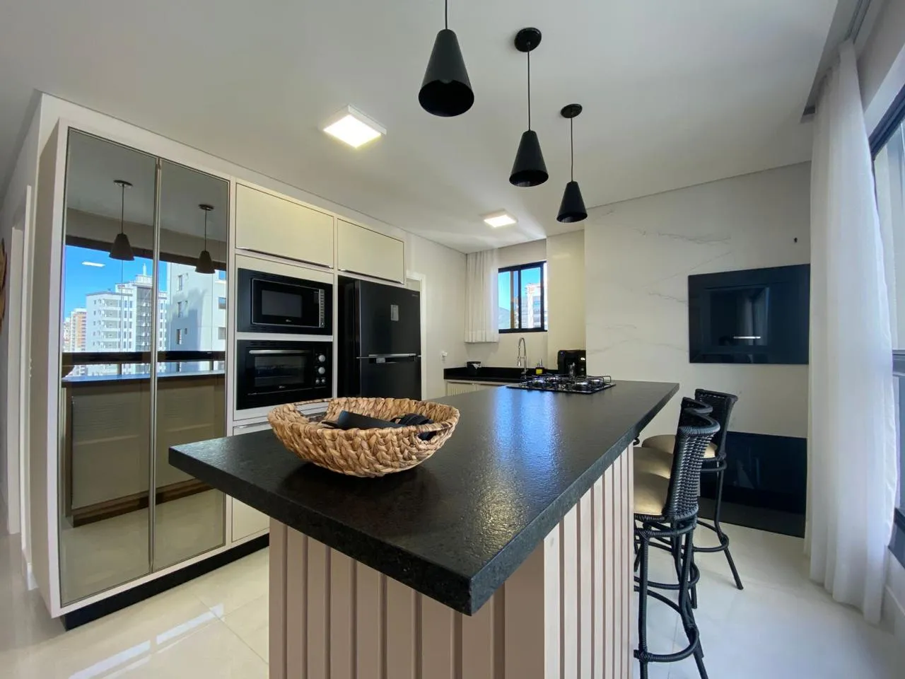Imagem Apartamento à venda com 114m2 por R$ 2.300.000,00