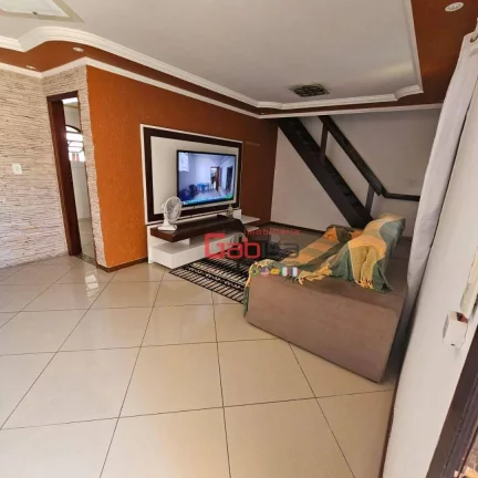 Imagem Casa com 3 dormitórios à venda, 107 m² por R$ 620.000,00 - Jardim Olinda - Cabo Frio/RJ
