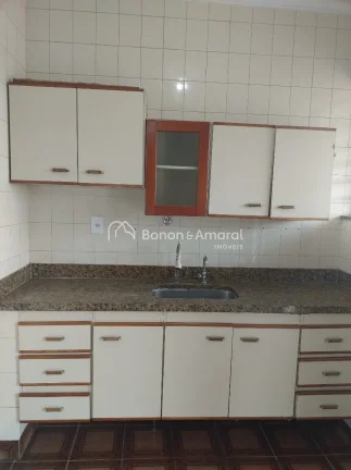 Imagem Casa assobrada com excelente localização! 
Quase esquina com Rua Paula Bueno e próximo Avenida Or...