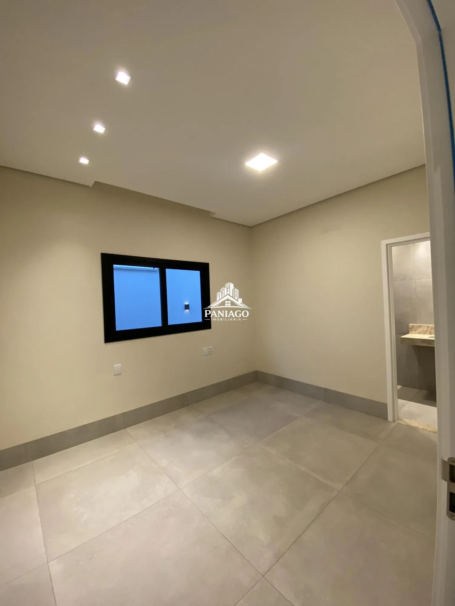 Imagem Casa Térrea Belvedere II, 3 Suítes, Piscina Aquecida, Energia Solar R$ 1.790.000
