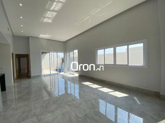 Casa com 3 dormitórios à venda, 169 m² por R$ 1.300.000,00 - Jardins Porto - Senador Canedo/GO
