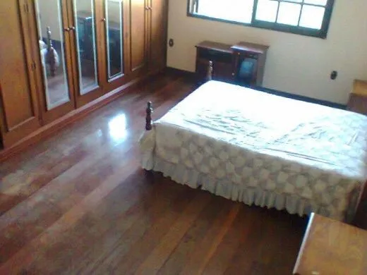 Imagem Mansão com 05 Quartos no Bairro Partenon