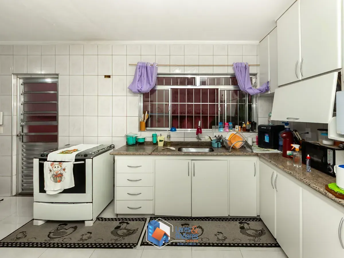 Imagem Casa para venda em Jardim Nosso Lar com 4 quartos, sendo 2 suítes, 250m²