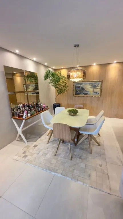 Imagem APARTAMENTO COM 134,00 m² - CANTO DO FORTE - PRAIA GRANDE SP