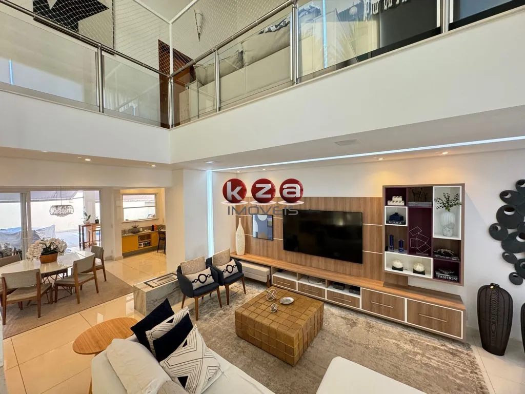 Imagem Casa de luxo em condomínio à venda em Valinhos-SP 3 quartos, 3 suítes, 3 salas e 296m² de área Imperdível no Jardim Soleil!