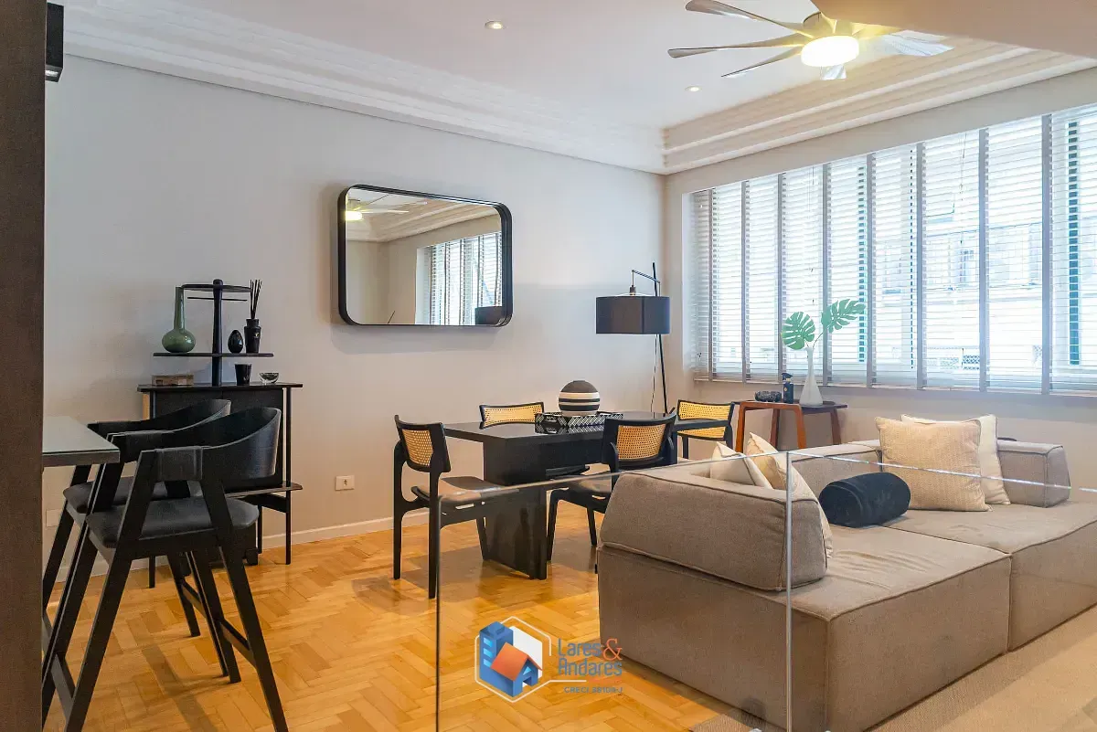 Imagem Cobertura para venda em Cerqueira César com 2 quartos, sendo 1 suíte, 143m²