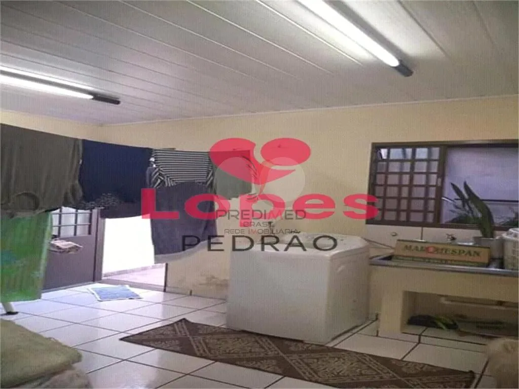 Imagem Casa de 3 quartos, 275m² no bairro Jardim Ubirama, em Lençóis Paulista