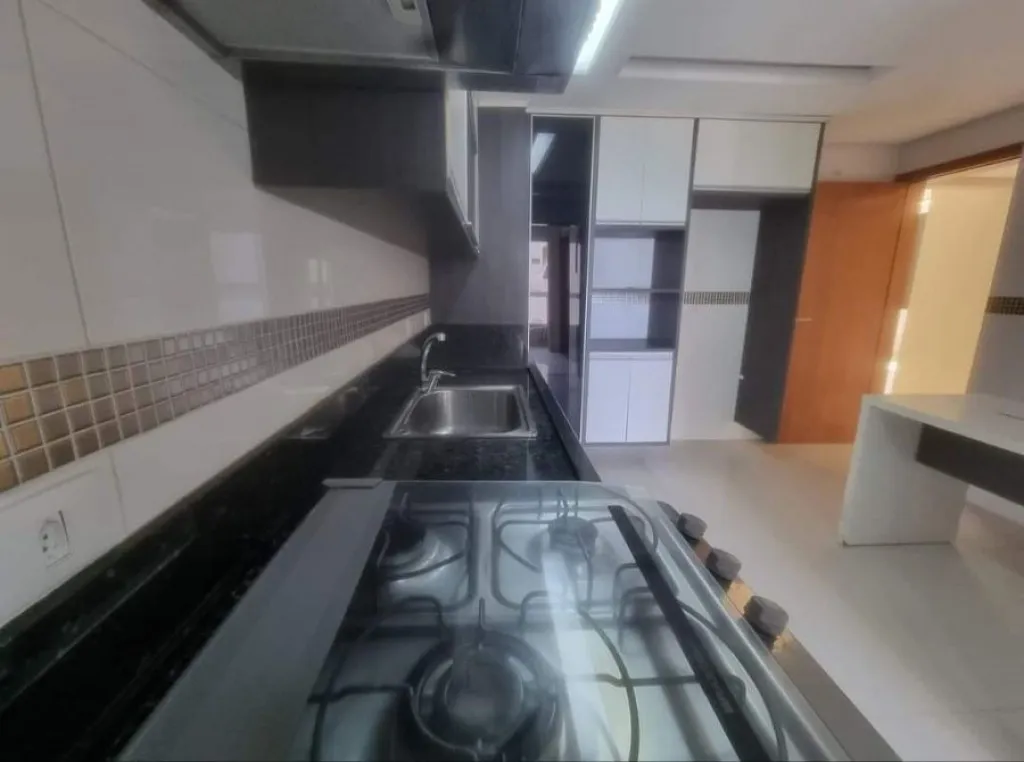 Imagem APARTAMENTO COM 143,00 m² - CAIÇARA - PRAIA GRANDE SP